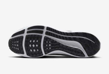 NIKE Pegasus 40 MEN&#039;S Road - DV3853-006 - Wit