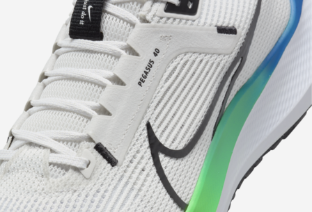 NIKE Pegasus 40 MEN&#039;S Road - DV3853-006 - Wit