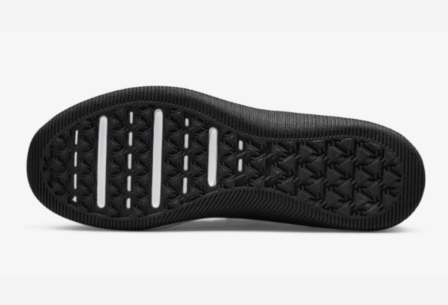 Nike MC Trainer 2 Womens - DM0824-003 - Zwart