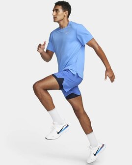 Nike Dri-Fit UV Miler Shirt Heren - University