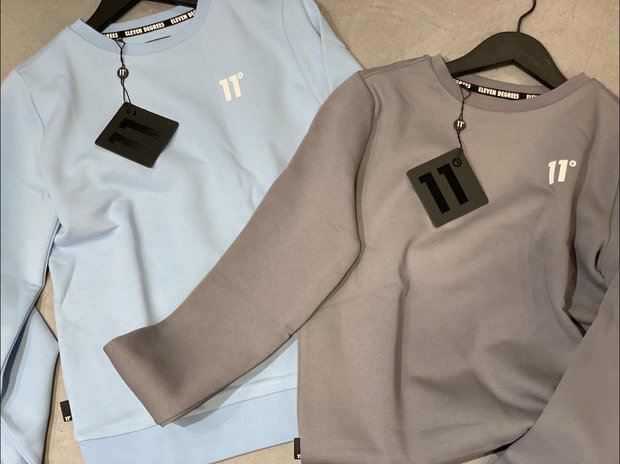 11 Degrees Core Sweatshirt Shadow Grey