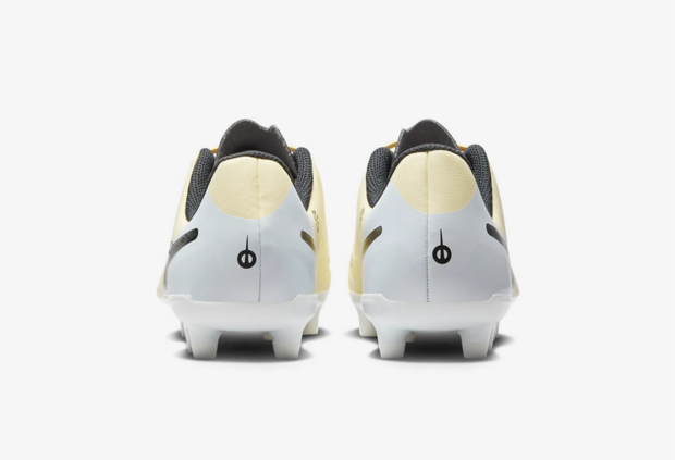 Nike Tiempo Legend 10 Club Jr FG/MG - DV4352-700 - Lemonade
