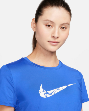 Nike One Swoosh Tee Women's - FN2618-405 - Royal-Wit