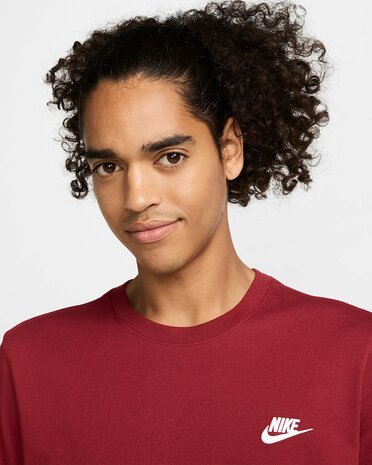 Nike Sportswear Mens T-shirt - AR4997-677 - Team Red