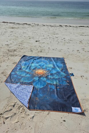 SooBluu Reishanddoek en Strandlaken L LOTUS 100 x 160 cm