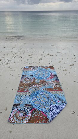 SooBluu Reishanddoek en Strandlaken XL TURTLE 100 x 190 cm